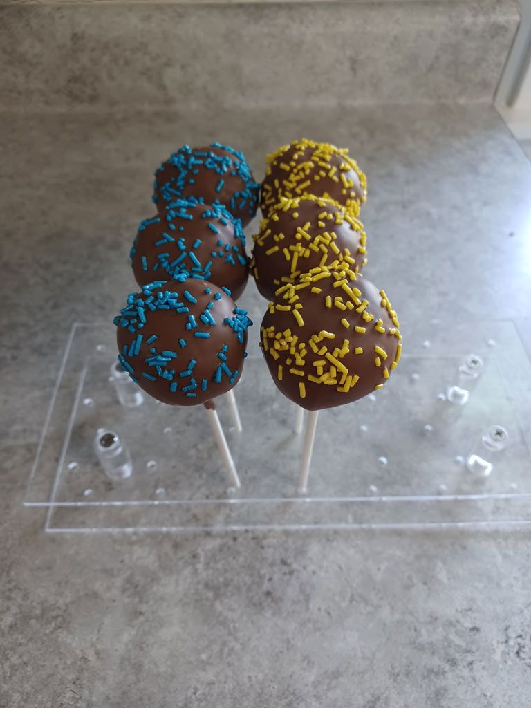 Amy Lyn's Sweet Shoppe Cakepops